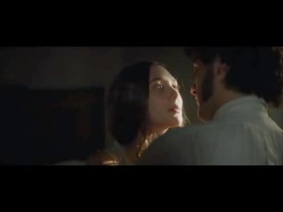 Elizabeth olsen films sommige tieten in seks video- scènes